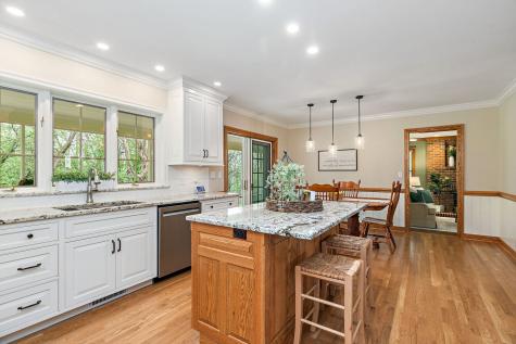 309 Three Oaks Road Cary IL 60013