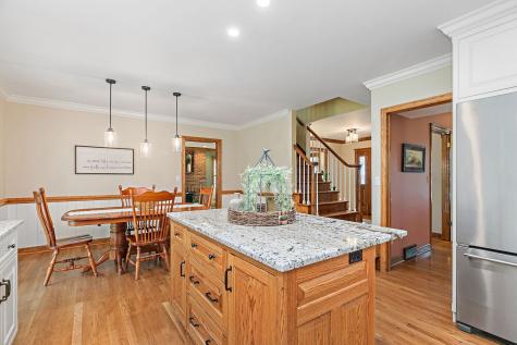 309 Three Oaks Road Cary IL 60013