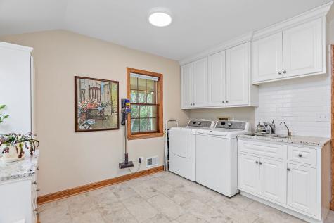 309 Three Oaks Road Cary IL 60013