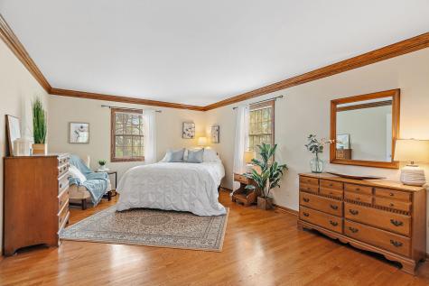 309 Three Oaks Road Cary IL 60013