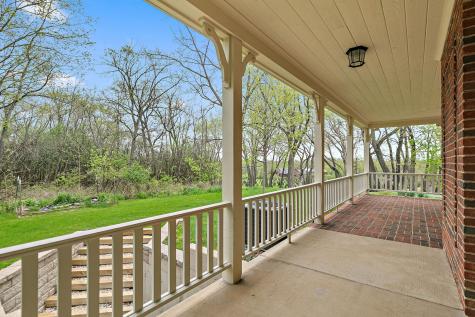 309 Three Oaks Road Cary IL 60013