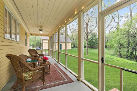 309 Three Oaks Road Cary IL 60013