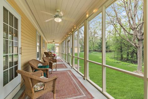 309 Three Oaks Road Cary IL 60013