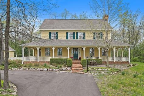 309 Three Oaks Road Cary IL 60013