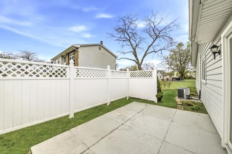 1416 Westbury Drive Hoffman Estates IL 60192