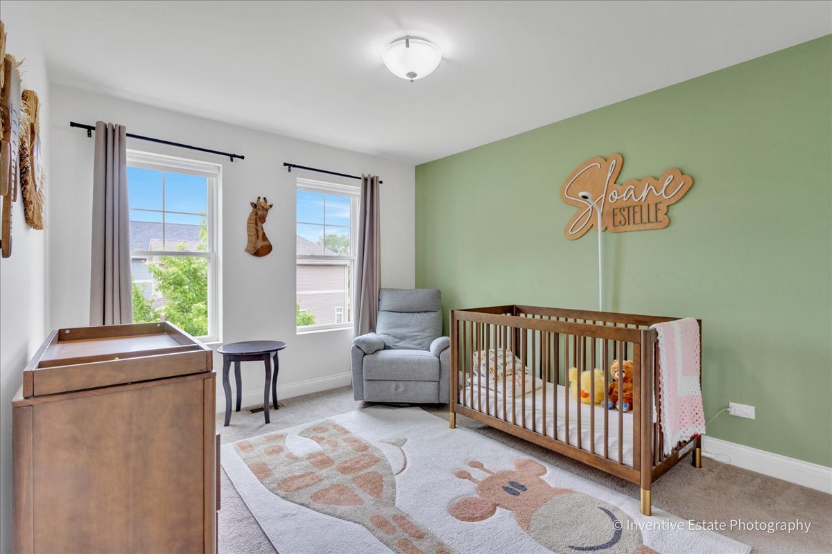 5642 North Lockwood Avenue Chicago IL 60646