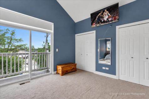 5642 North Lockwood Avenue Chicago IL 60646