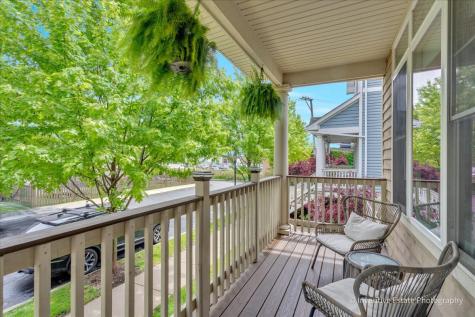 5642 North Lockwood Avenue Chicago IL 60646