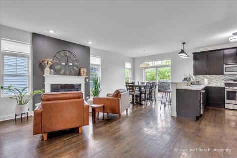 5642 North Lockwood Avenue Chicago IL 60646