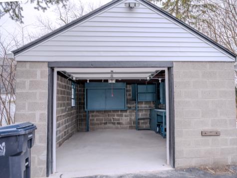 15915 Cottage Grove Avenue South Holland IL 60473
