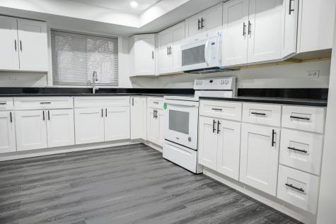 15915 Cottage Grove Avenue South Holland IL 60473