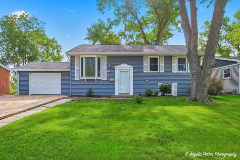 410 Willow Road Wauconda IL 60084