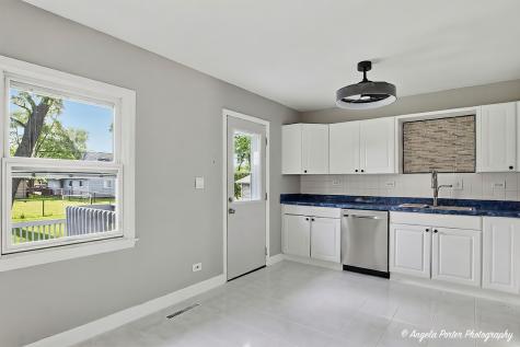 410 Willow Road Wauconda IL 60084