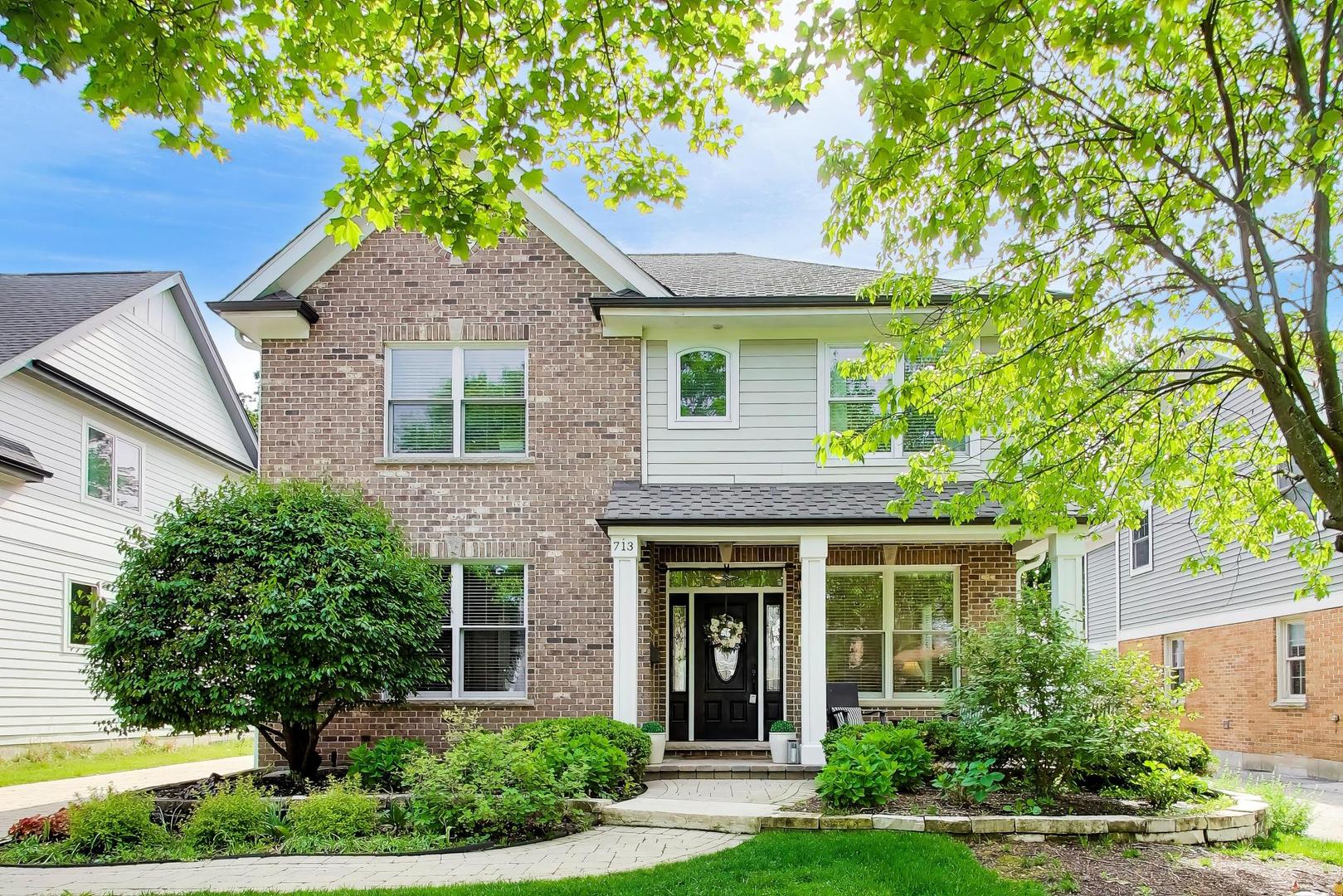 713 North Beverly Lane Arlington Heights IL 60004