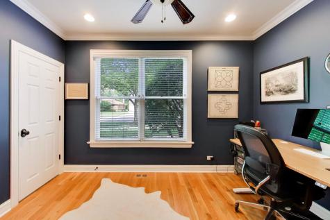 713 North Beverly Lane Arlington Heights IL 60004