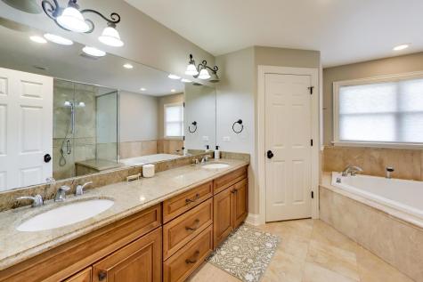 713 North Beverly Lane Arlington Heights IL 60004