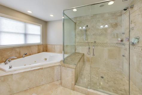 713 North Beverly Lane Arlington Heights IL 60004