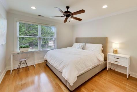 713 North Beverly Lane Arlington Heights IL 60004