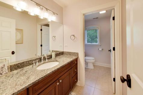 713 North Beverly Lane Arlington Heights IL 60004