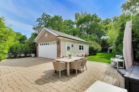 713 North Beverly Lane Arlington Heights IL 60004