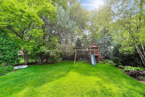 713 North Beverly Lane Arlington Heights IL 60004