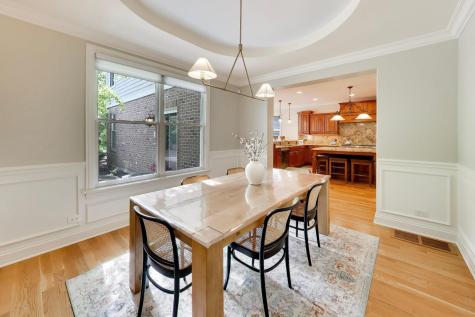 713 North Beverly Lane Arlington Heights IL 60004