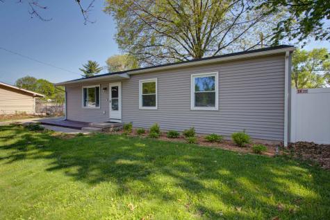 1404 Briarwood Drive Champaign IL 61821