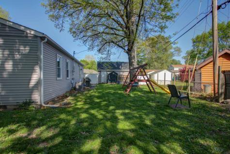 1404 Briarwood Drive Champaign IL 61821