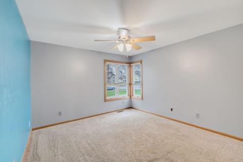 125 North Hamilton Drive Grant Park IL 60940