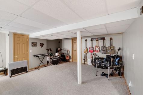 125 North Hamilton Drive Grant Park IL 60940