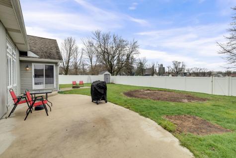 125 North Hamilton Drive Grant Park IL 60940