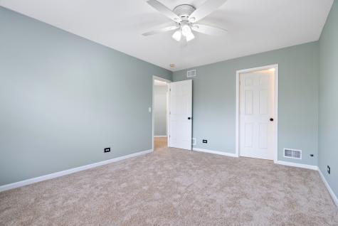 2197 Wilson Creek Circle Aurora IL 60503