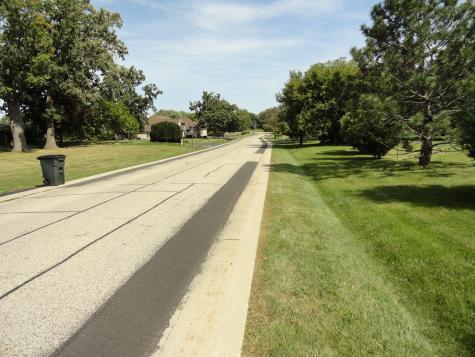 6 Lagoon Drive Hawthorn Woods IL 60047