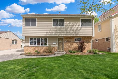 8233 North Octavia Avenue Niles IL 60714