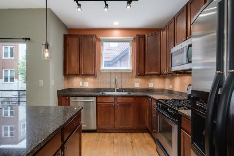 1811 North Rockwell Street Chicago IL 60647