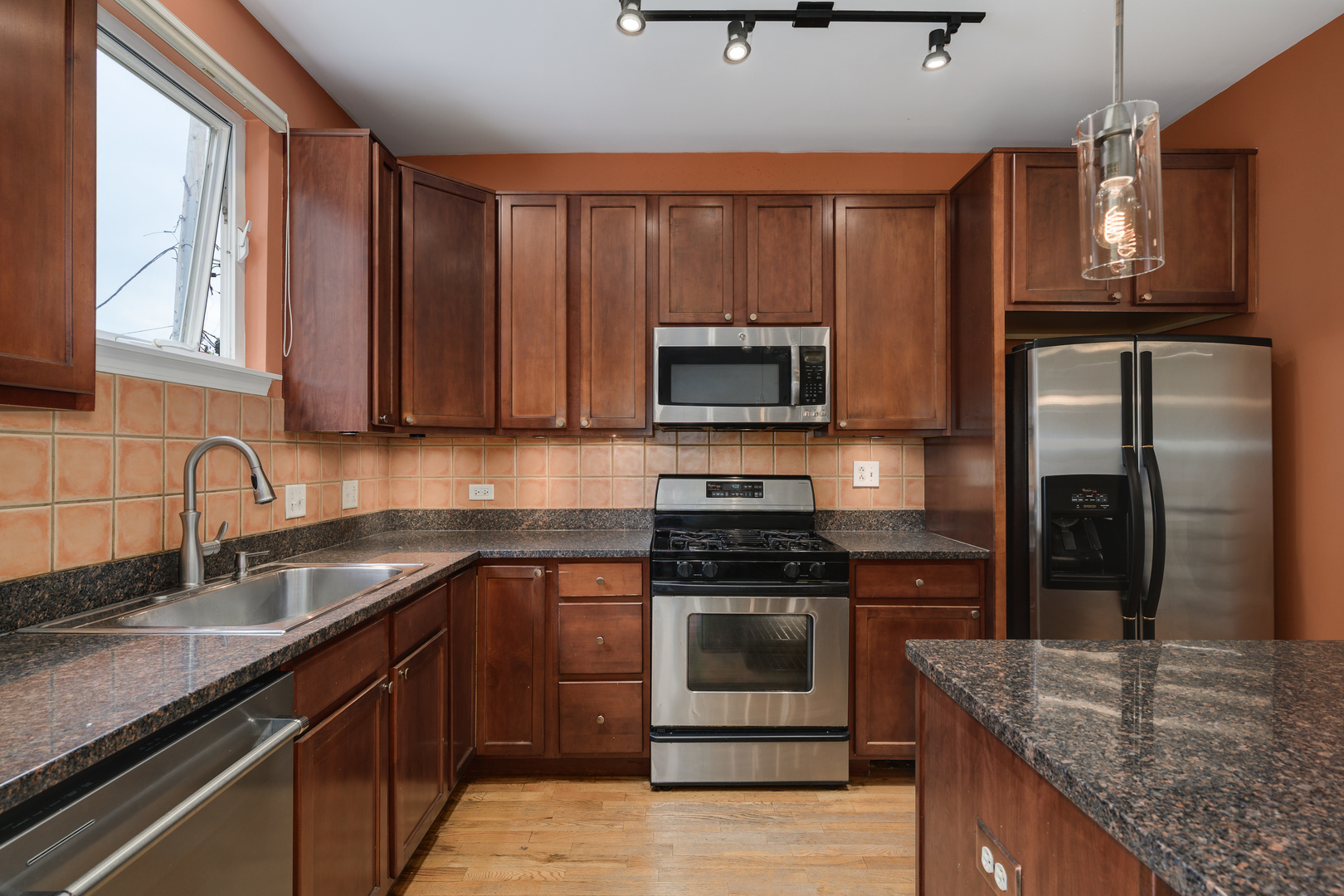 1811 North Rockwell Street Chicago IL 60647