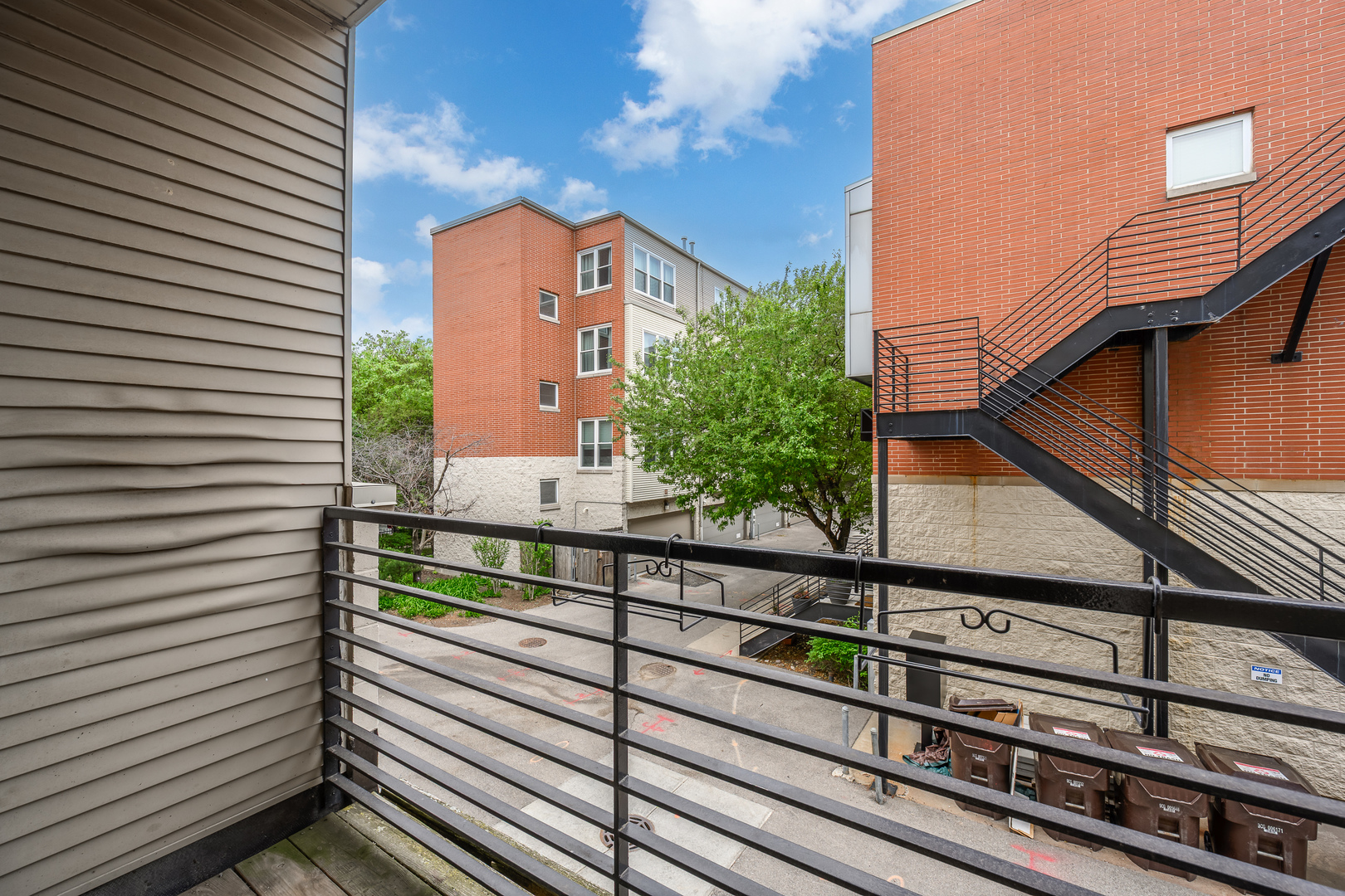 1811 North Rockwell Street Chicago IL 60647