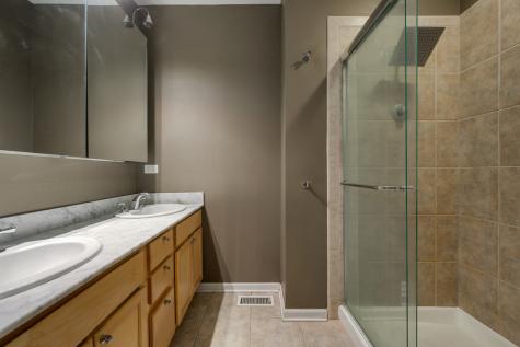 1811 North Rockwell Street Chicago IL 60647