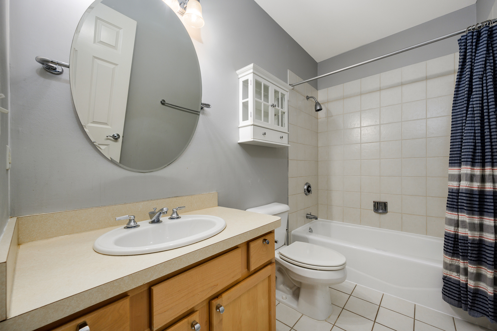 1811 North Rockwell Street Chicago IL 60647