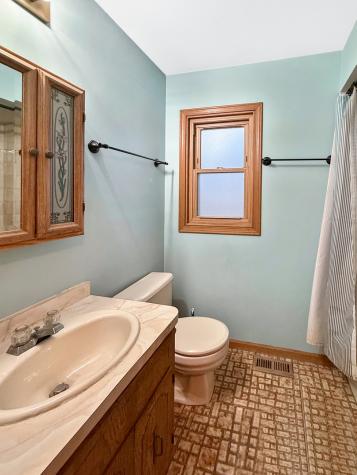 11142 South Sawyer Avenue Chicago IL 60655