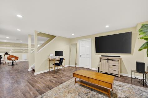 5472 Blackthorn Drive Rockford IL 61107