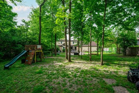5472 Blackthorn Drive Rockford IL 61107