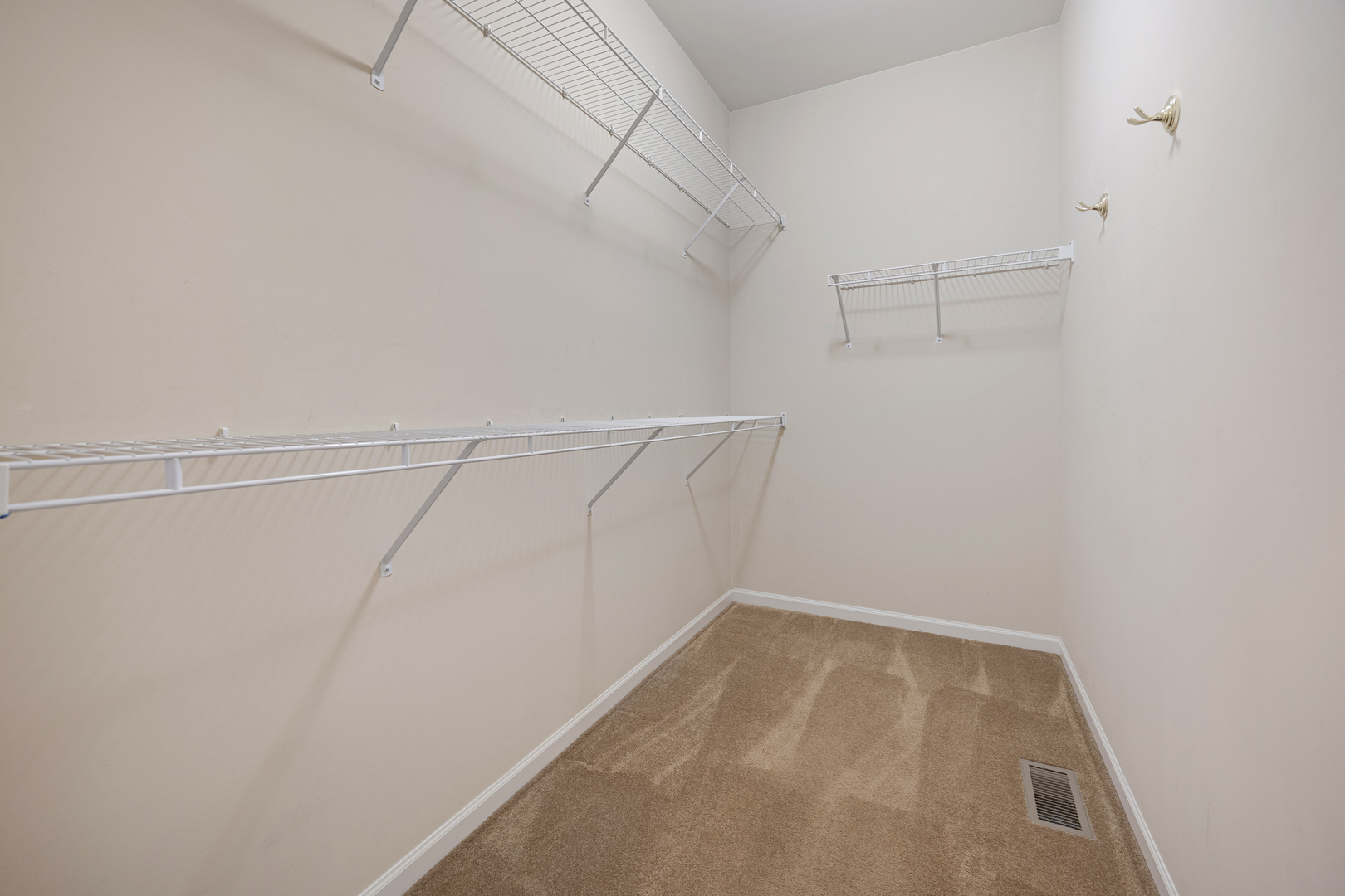 3707 Idlewild Lane Naperville IL 60564