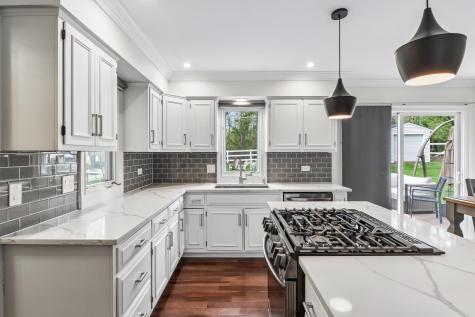 5N780 Kingswood Drive St. Charles IL 60175