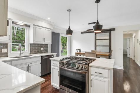 5N780 Kingswood Drive St. Charles IL 60175