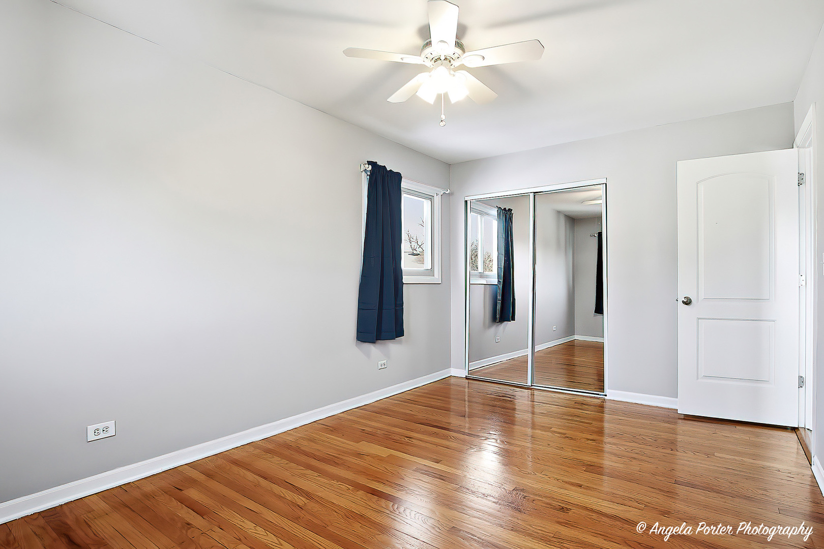 818 Rumple Lane Addison IL 60101