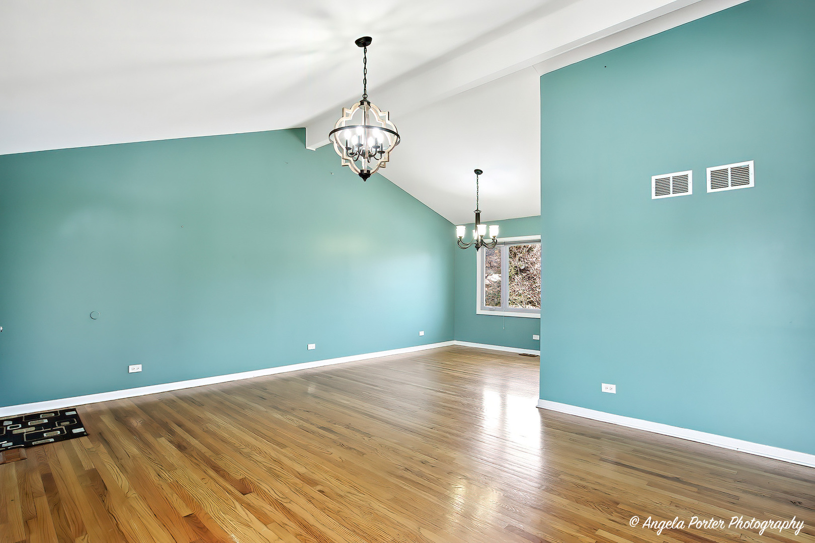 818 Rumple Lane Addison IL 60101