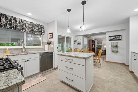 606 Arlington Lane South Elgin IL 60177