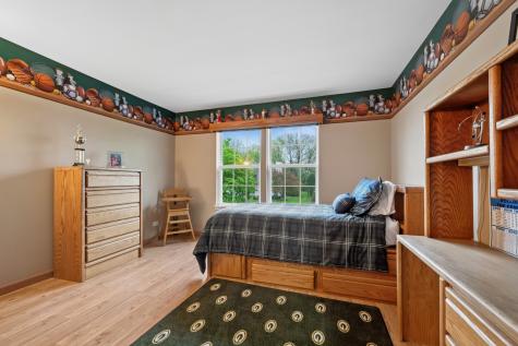 606 Arlington Lane South Elgin IL 60177
