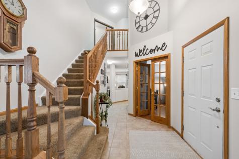 606 Arlington Lane South Elgin IL 60177